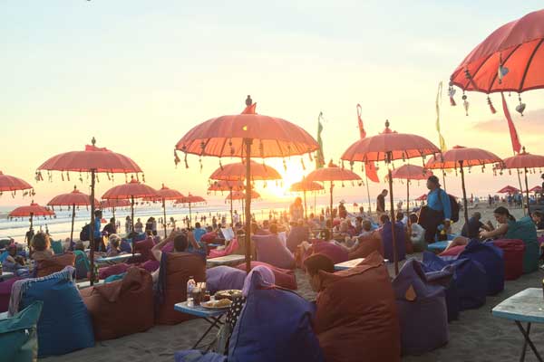 beach-bar-seminyak-la-plancha