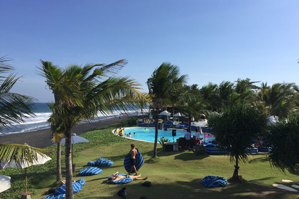 komune-beach-club-bali-july-2019