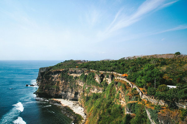 uluwatu-weather-hot-sunny-dry