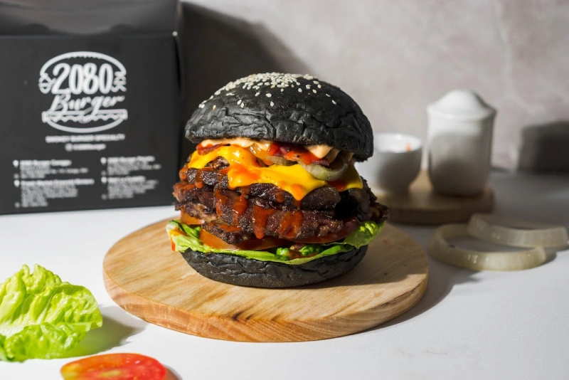 2080 Burger Sanur